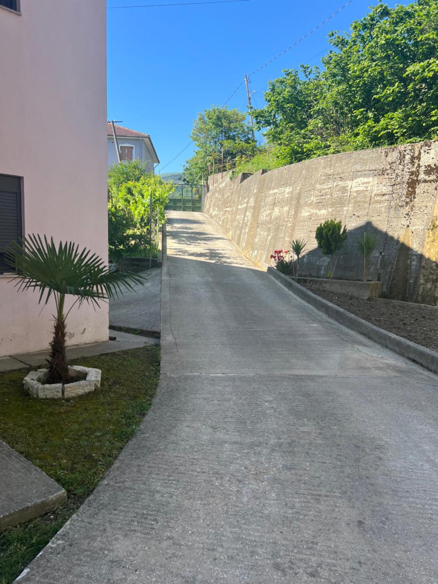 Flower Terrace Apartment Gjirokastër Exterior foto